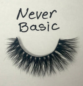 3D Mink Lashes in style “NEVER BASIC”